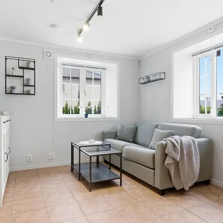 Teie Garden Apartment-by Nordic Dreams *